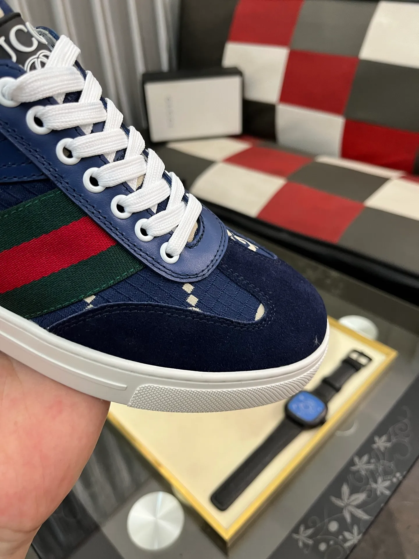 Men's Men's Shoes 💰440 ⌚️⌚️[GUCCI] Gucci men's casual shoes are absolutely popular 🔥The ultimate matching item for trendy men! The charm of super texture is irresistible, the main recommendation, the flower leather color is bright! The upper is made of high-quality brand printed fabric with cowhide, breathable leather lining and wear-resistant rubber sole, noble and elegant! Extremely comfortable🎁🎁You can be as handsome as you want💪 Available in sizes 38-44 and 5️⃣colors